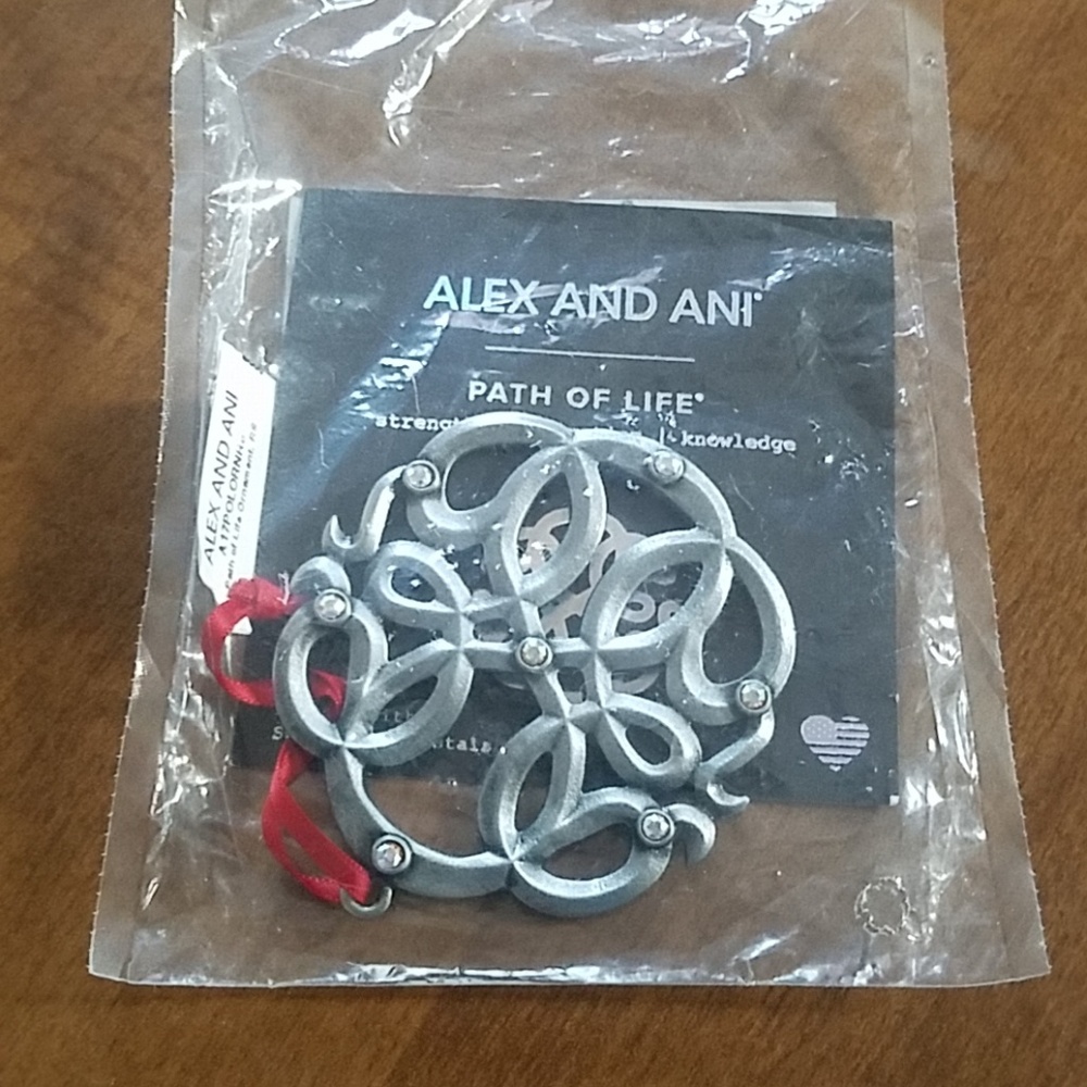 😍Alex and Ani Ornament😍